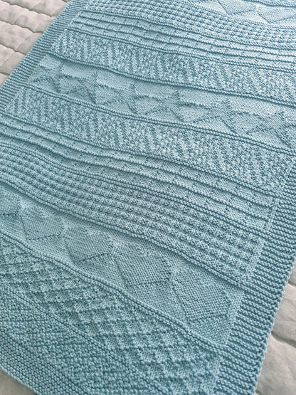 Hearts and Stars baby blanket knitting pattern