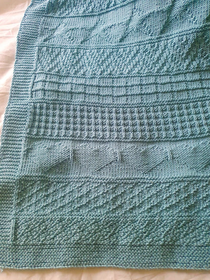 Hearts and Stars baby blanket knitting pattern