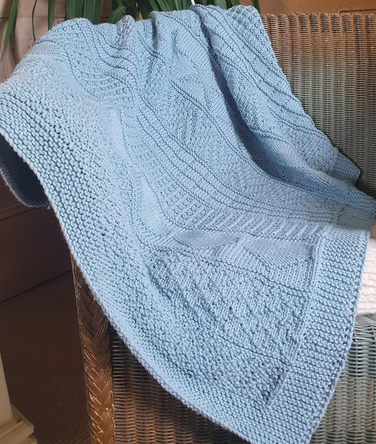Hearts and Stars baby blanket knitting pattern