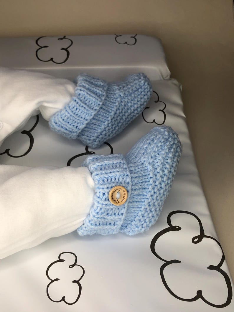 Newborn Knitting Pattern Baby Booties