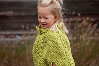 Child's poncho knitting pattern