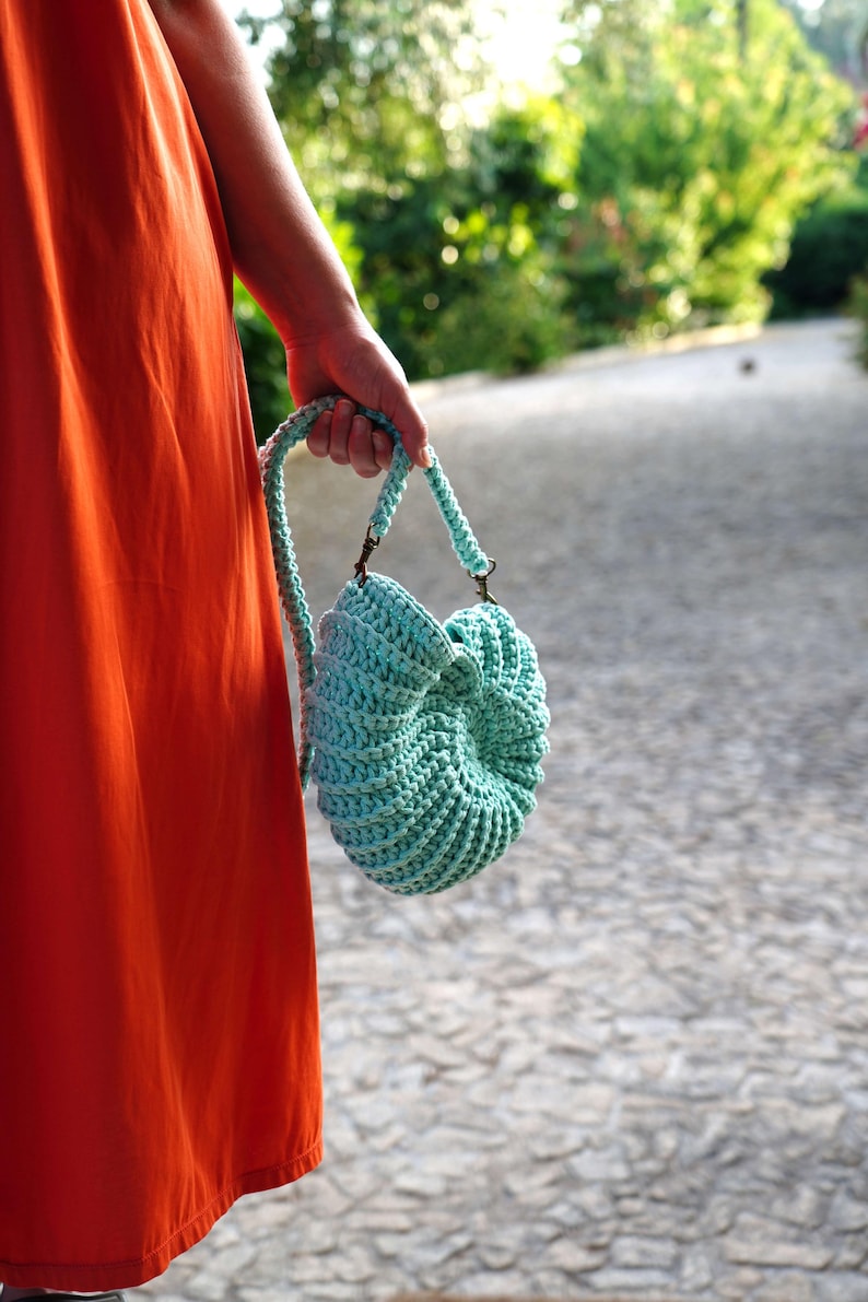 Crochet Ammonite Shell Bag PDF Pattern